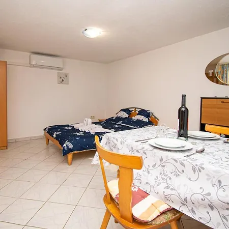 Prodan Apartment